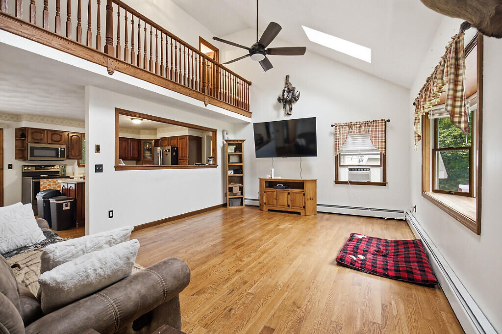 48 Foss Hill Road Benton, ME 04901 - Photo 13 of 46 13_BP5A3916_DxO_mls