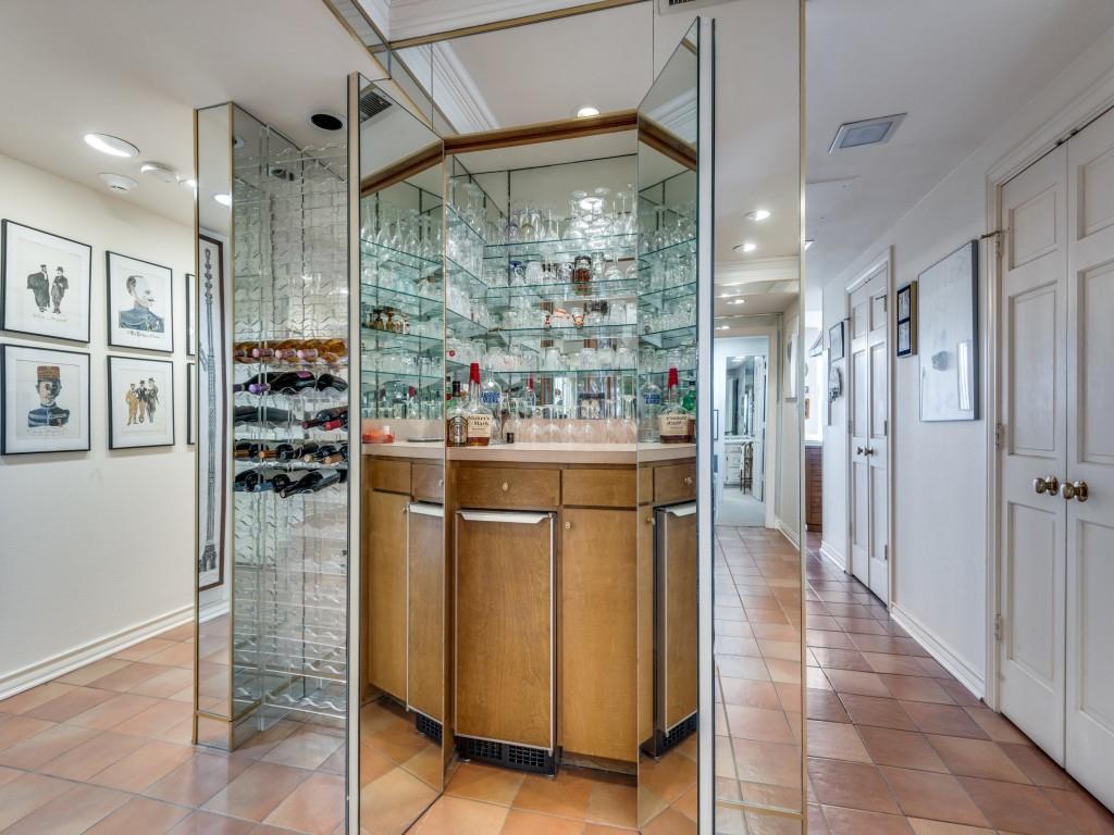 3601 Turtle Creek Boulevard, Unit 404 Dallas, TX 75219 - Photo 8 of 39