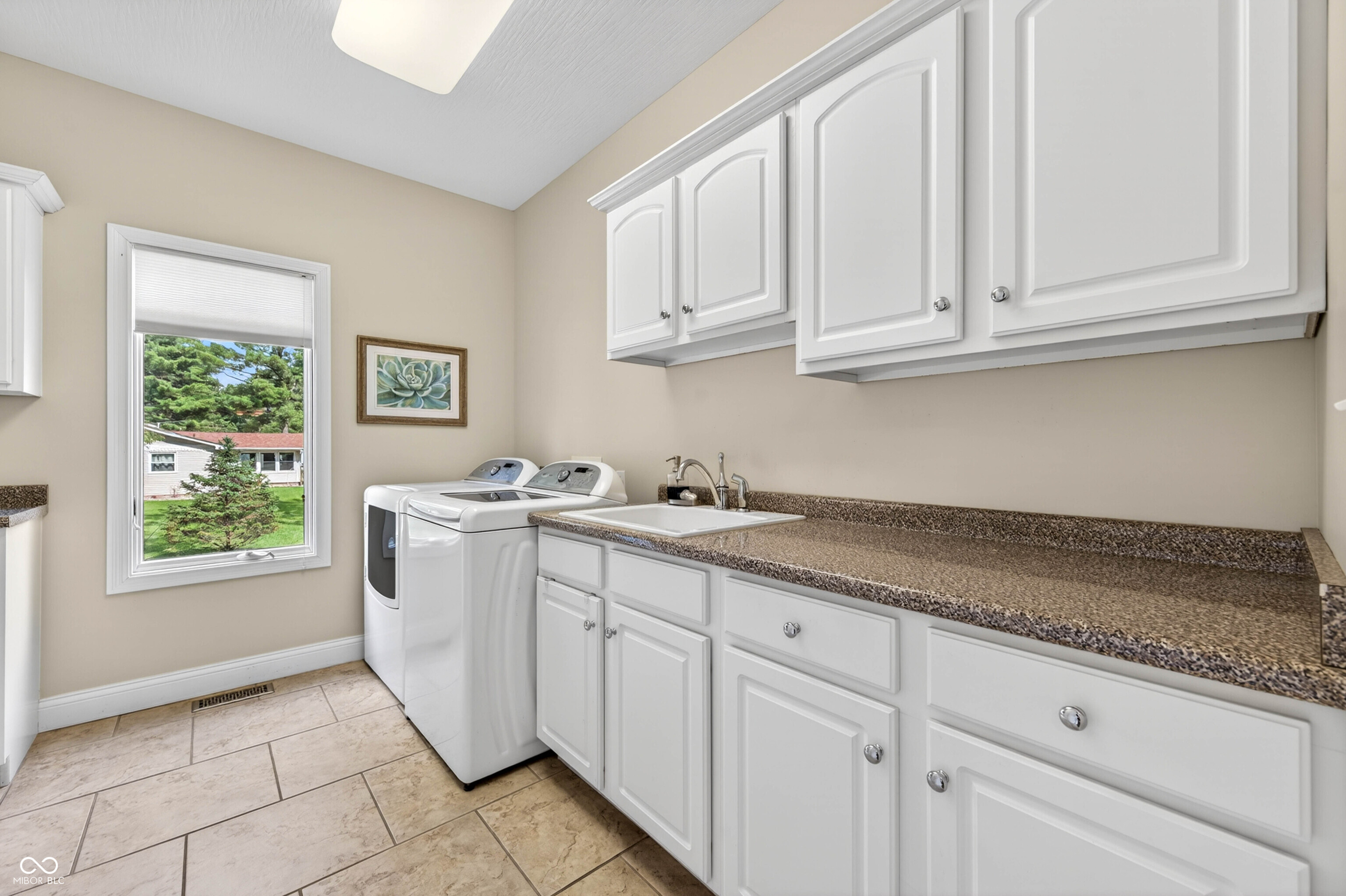3355 West Carr Hill Road Columbus, IN 47201 - Photo 23 of 59