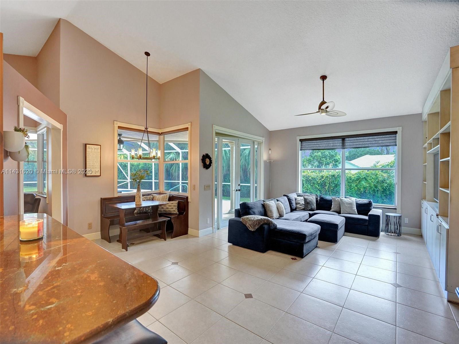 9601 Ridge Walk Court Davie, FL 33328 - Photo 14 of 61 Gallery Image 14