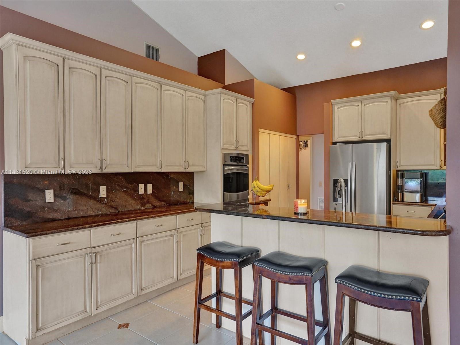 9601 Ridge Walk Court Davie, FL 33328 - Photo 26 of 61 Gallery Image 26