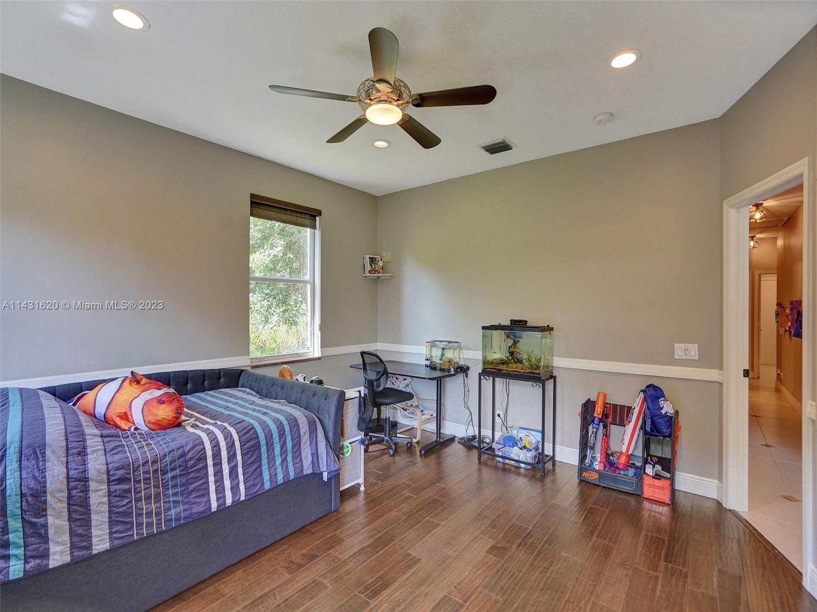 9601 Ridge Walk Court Davie, FL 33328 - Photo 29 of 61 Gallery Image 29