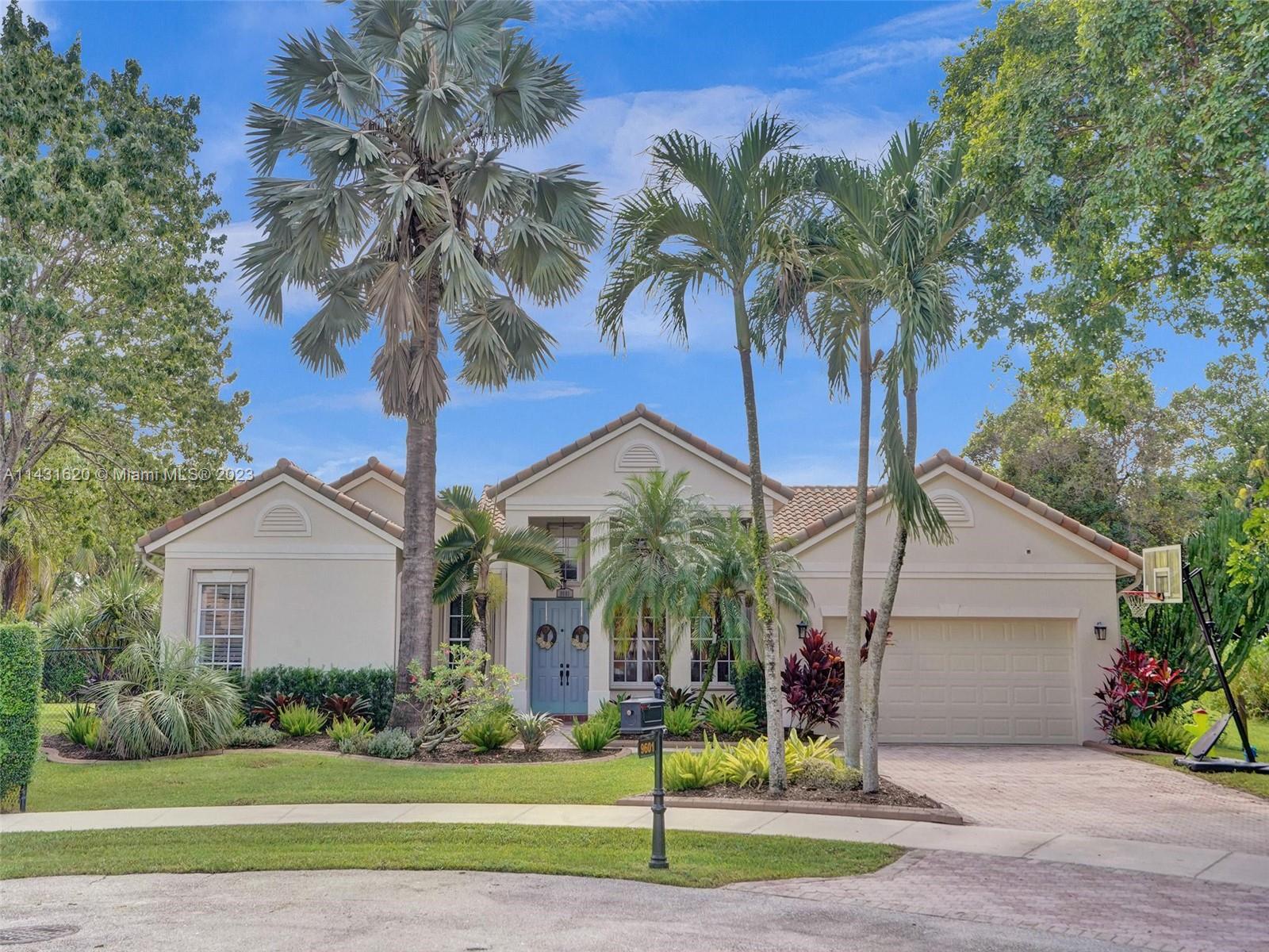 9601 Ridge Walk Court Davie, FL 33328 - Photo 5 of 61 Gallery Image 5