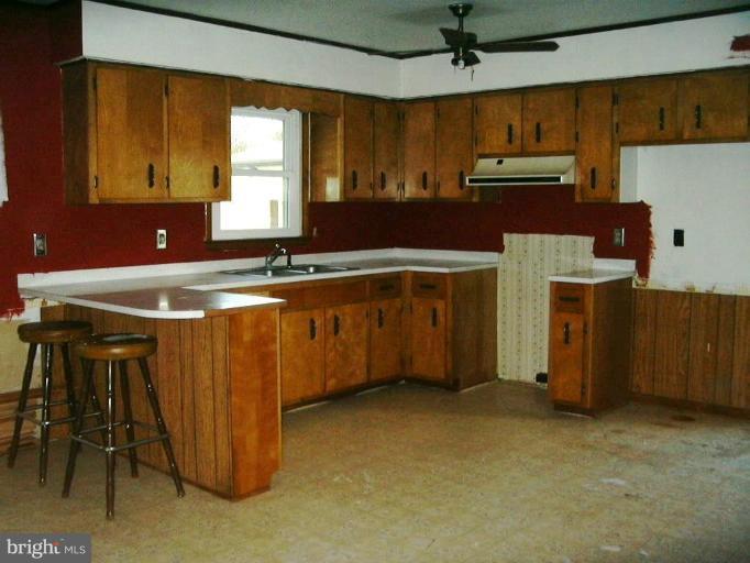 22750 Havercamp Road Preston, MD 21655 - Photo 6 of 10 13x19 W/Breakfast Bar