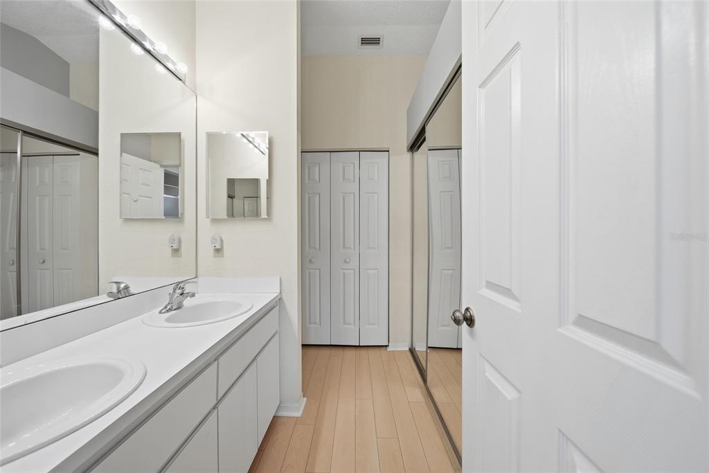 8051 Thatch Terrace Hudson, FL 34667 - Photo 17 of 33
