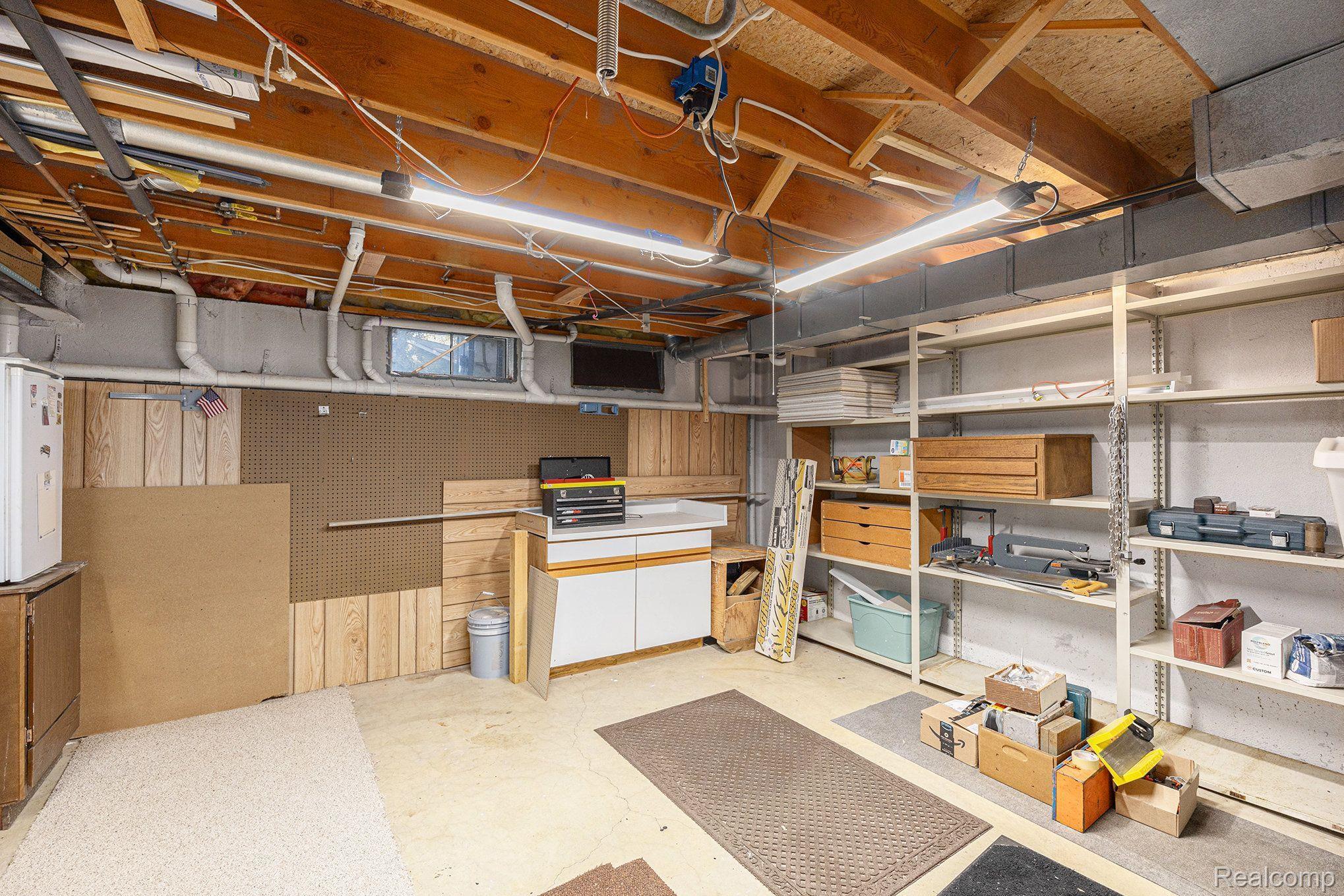 4495 Maybee Road Lake Orion, MI 48359 - Photo 28 of 34 Gallery Image 28