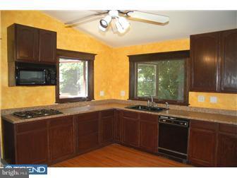 116 Simpson Road Ardmore, PA 19003 - Photo 6 of 12