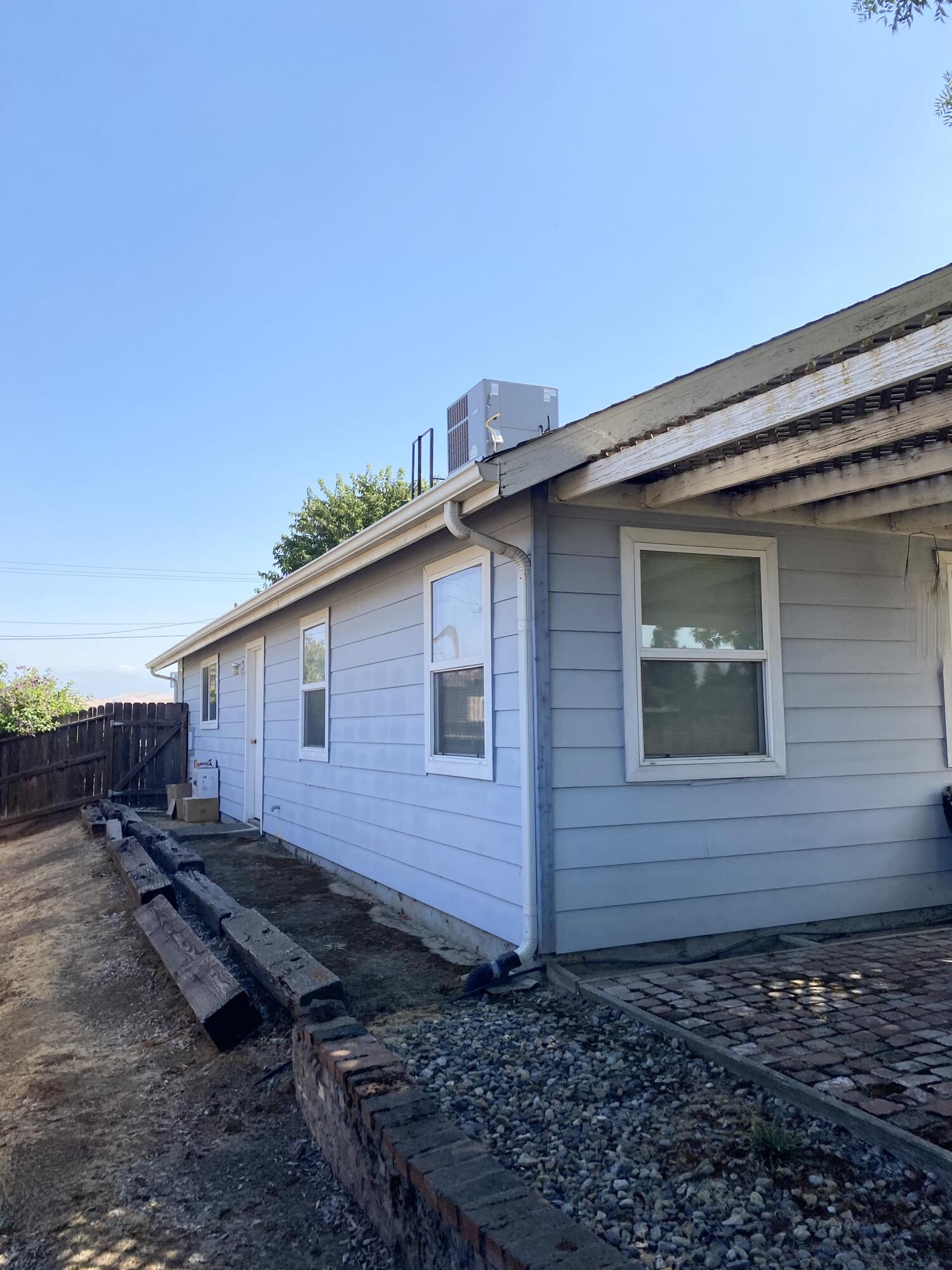 1175 North Belmont Road Exeter, CA 93221 - Photo 28 of 34 IMG_1704 3