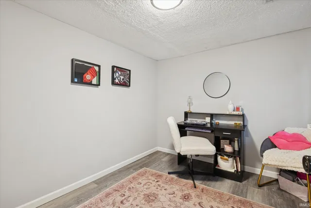 $168,000 | 57149 Greenlawn Avenue, Osceola, IN 46561