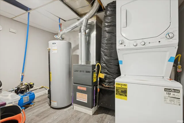 $168,000 | 57149 Greenlawn Avenue, Osceola, IN 46561