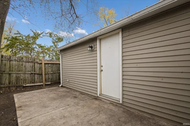 $168,000 | 57149 Greenlawn Avenue, Osceola, IN 46561