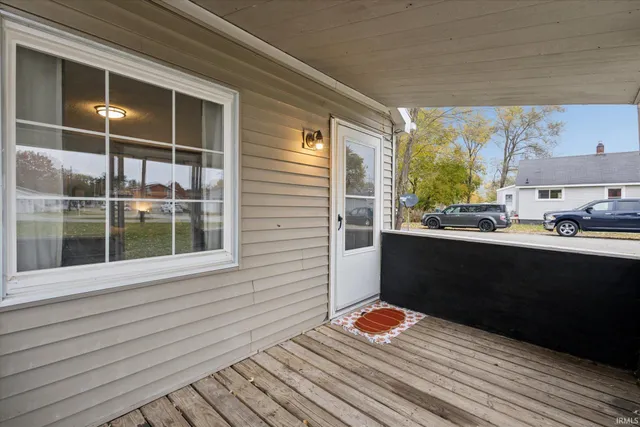 $168,000 | 57149 Greenlawn Avenue, Osceola, IN 46561