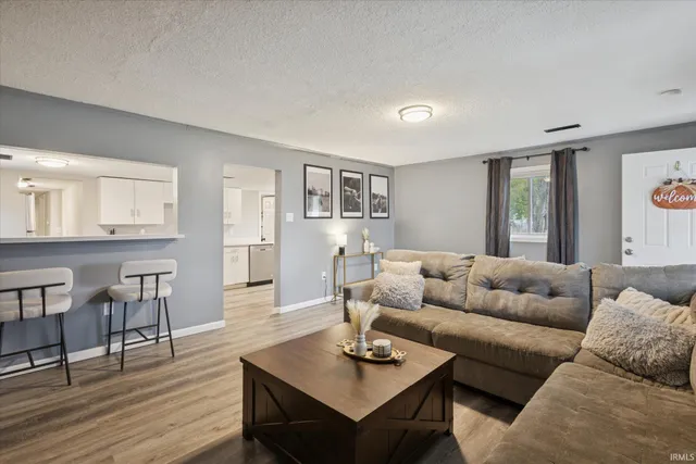 $168,000 | 57149 Greenlawn Avenue, Osceola, IN 46561