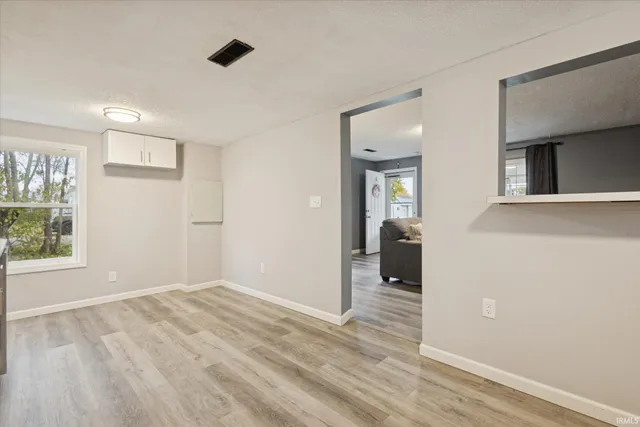 $168,000 | 57149 Greenlawn Avenue, Osceola, IN 46561