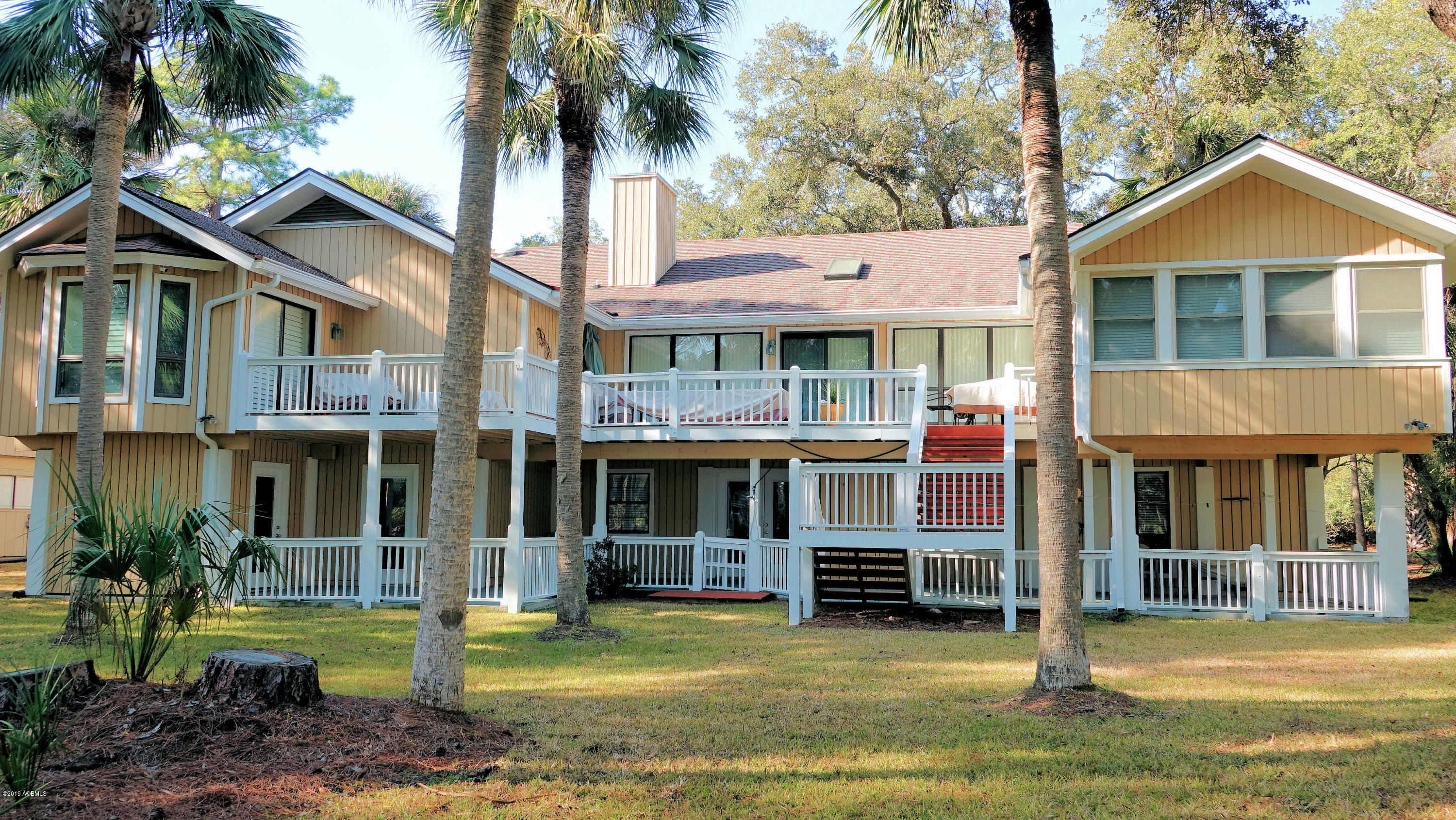 669 Dolphin Road Fripp Island, SC 29920 - Photo 1 of 33 GOLF COURSE SIDE OF HOME