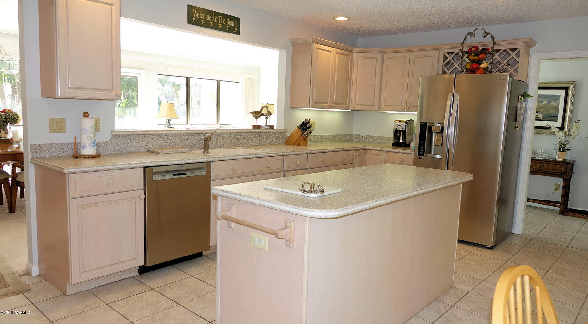 669 Dolphin Road Fripp Island, SC 29920 - Photo 8 of 33 Large Eat In Kitchen