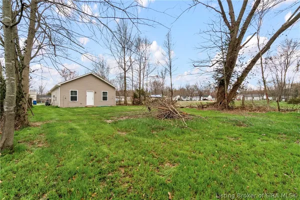 $160,000 | 147 Paulanna Avenue, Austin, IN 47102