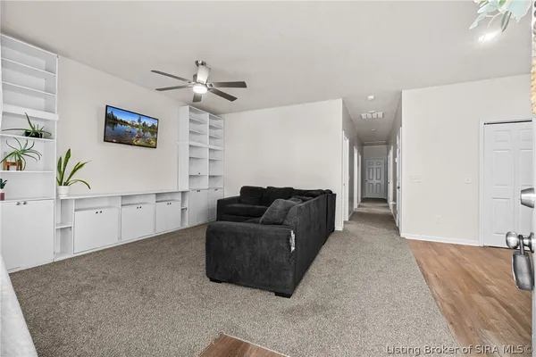 $160,000 | 147 Paulanna Avenue, Austin, IN 47102