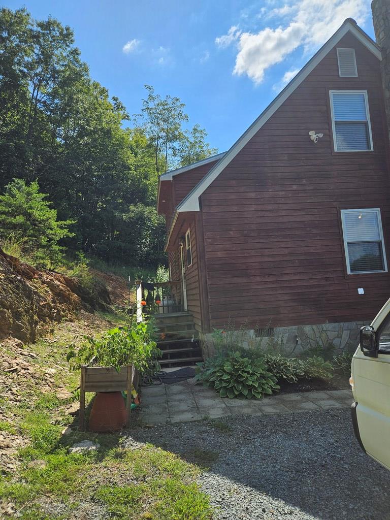 7407 Riverside Drive Fries, VA 24330 - Photo 4 of 79 Gallery Image 4