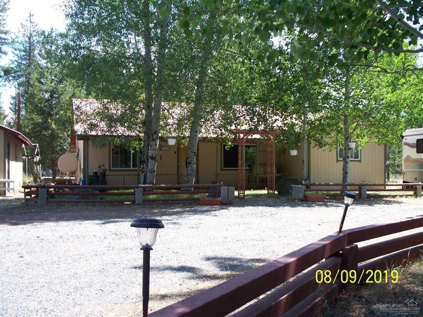 52060 Dustan Road La Pine, OR 97739 - Photo 7 of 12 dustan front