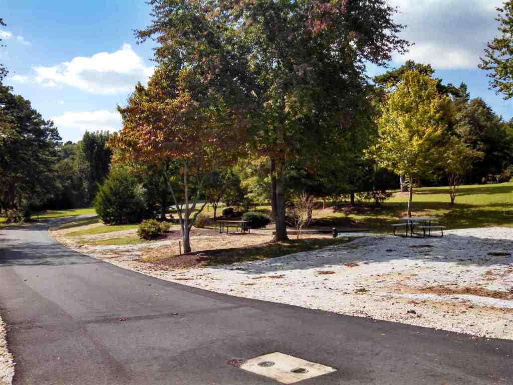 221 State Rd S-37-11 Fair Play, SC 29643 - Photo 11 of 24 Gallery Image 11