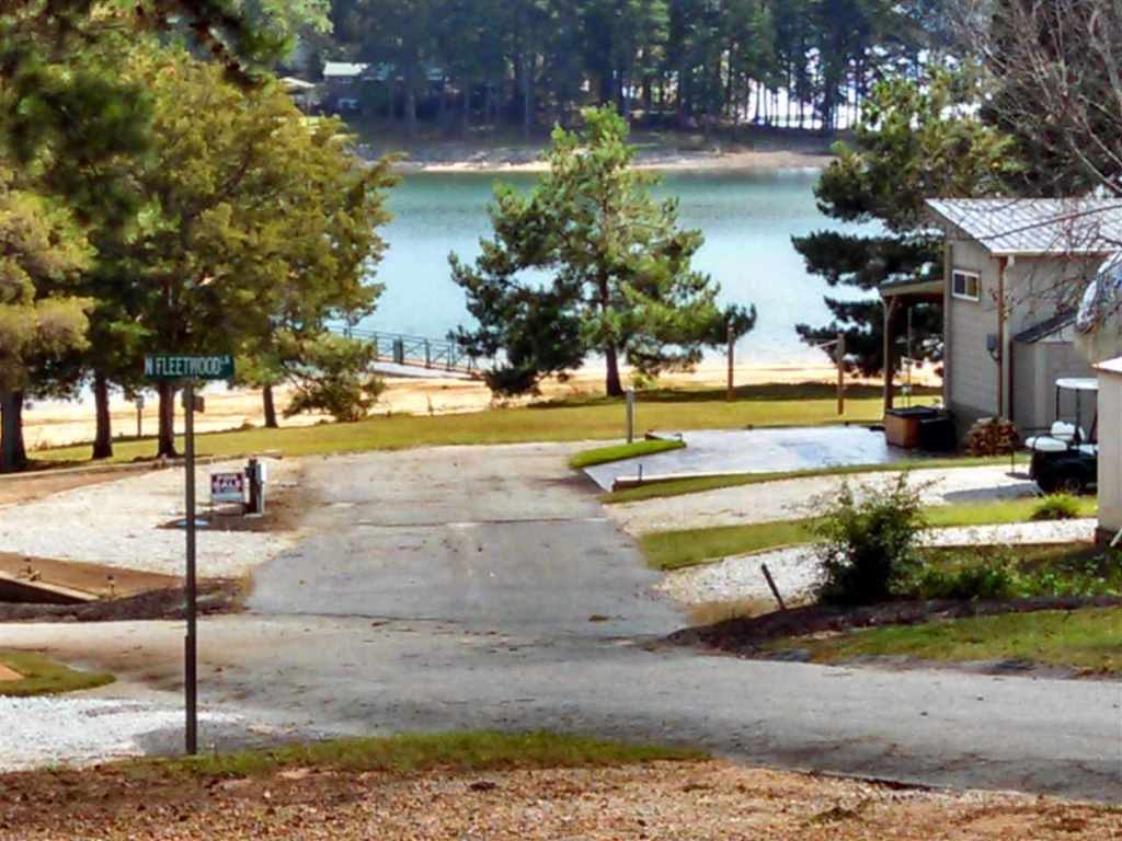 221 State Rd S-37-11 Fair Play, SC 29643 - Photo 15 of 24 Gallery Image 15