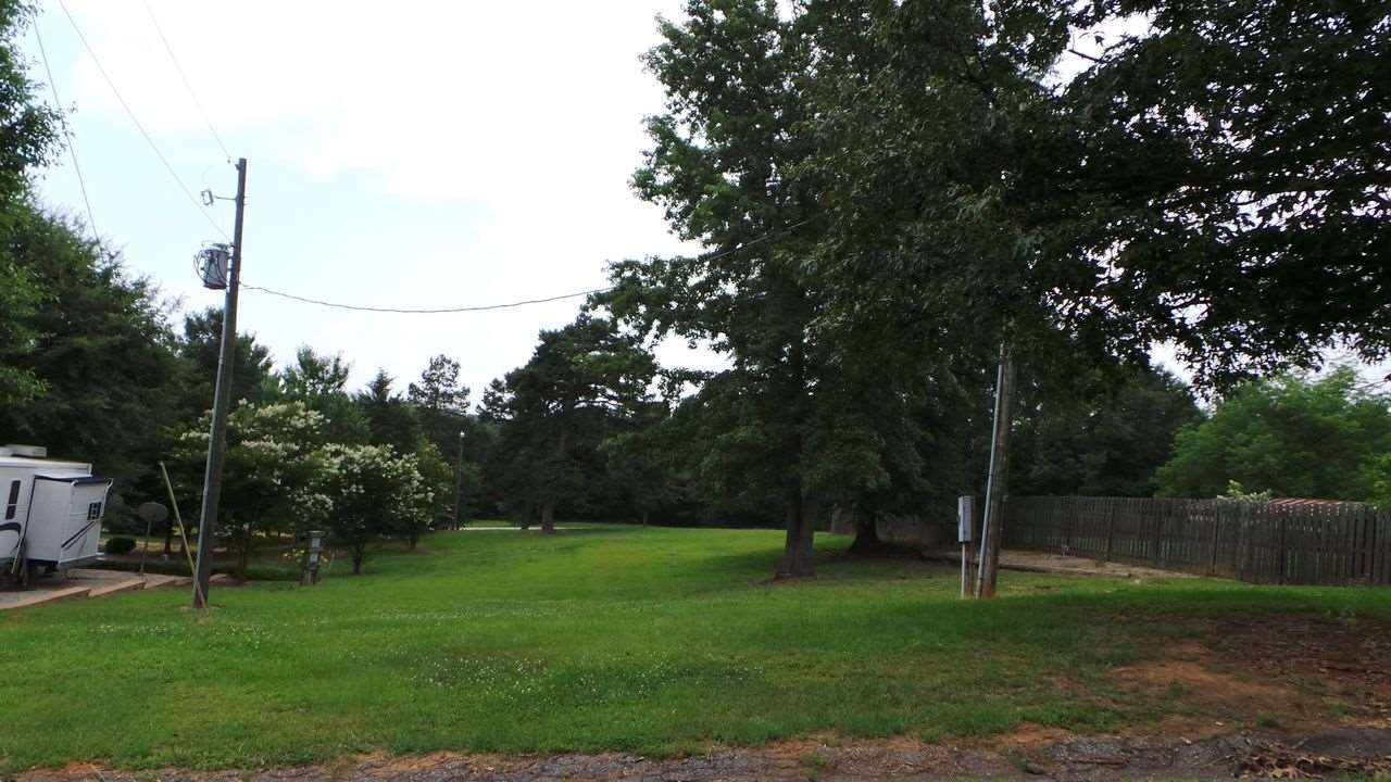 221 State Rd S-37-11 Fair Play, SC 29643 - Photo 16 of 24 Gallery Image 16