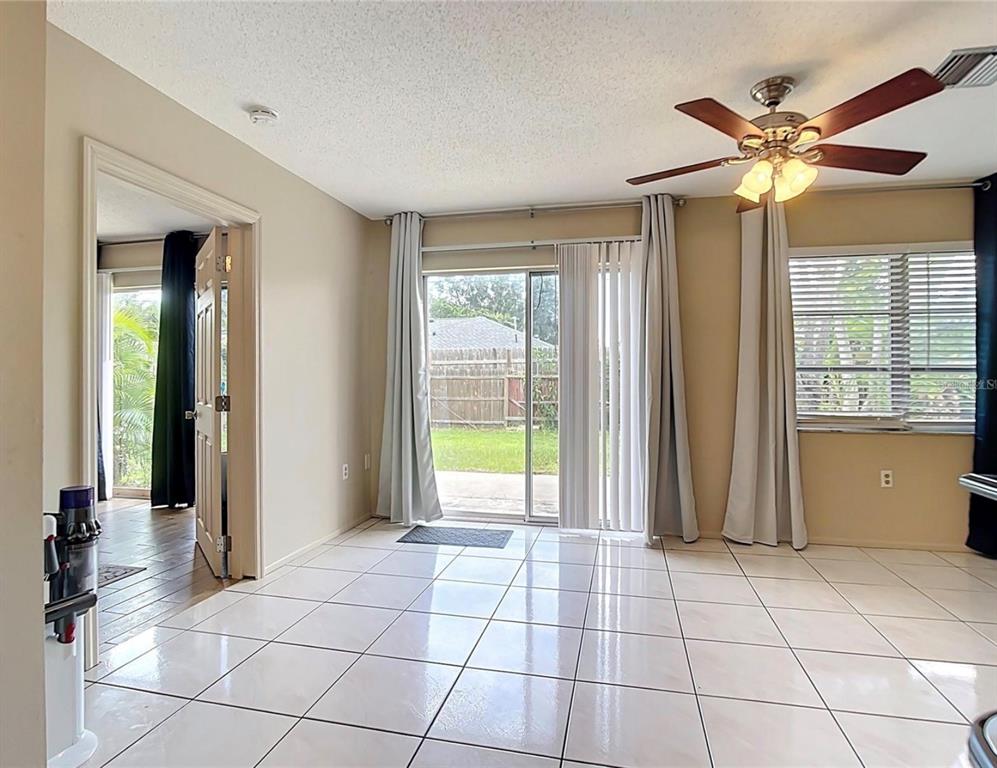 5964 Diana Road Venice, FL 34293 - Photo 9 of 21 Gallery Image 9