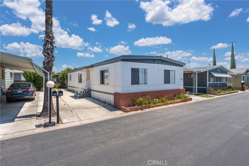 1155 South Riverside Street, Unit 136 Rialto, CA 92376 - Photo 2 of 33