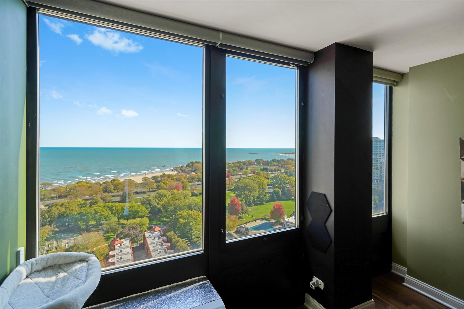 5320 North Sheridan Road, Unit 2304 Chicago, IL 60640 - Photo 15 of 28