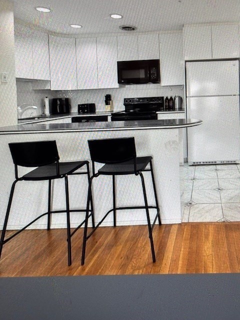 50 Green Street, Unit 206 Brookline, MA 02446 - Photo 2 of 16