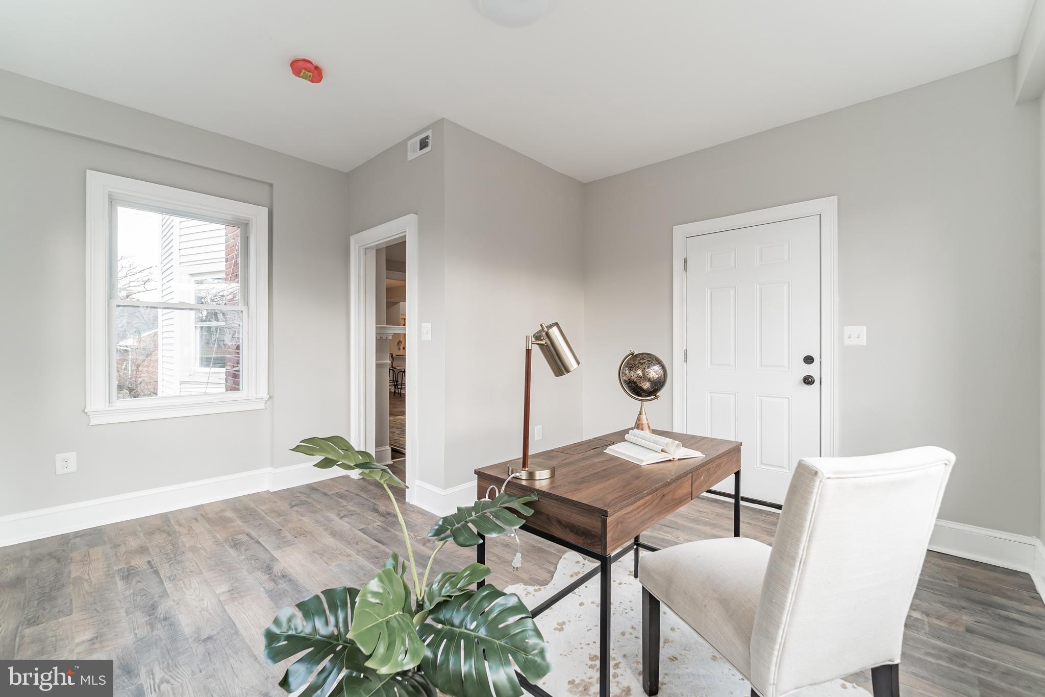 3702 Cedardale Road Baltimore, MD 21215 - Photo 6 of 38 Enclosed Patio - Sunroom or Home Office?