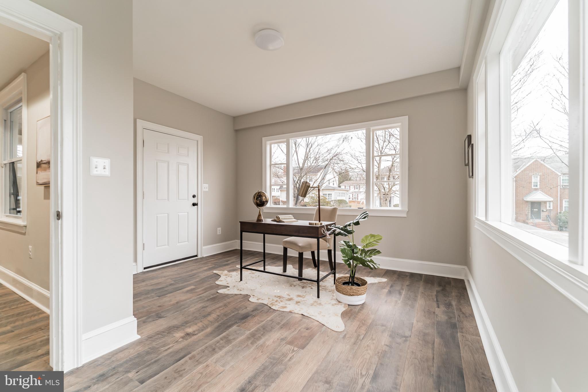 3702 Cedardale Road Baltimore, MD 21215 - Photo 8 of 38 Enclosed Patio - a private sunny retreat