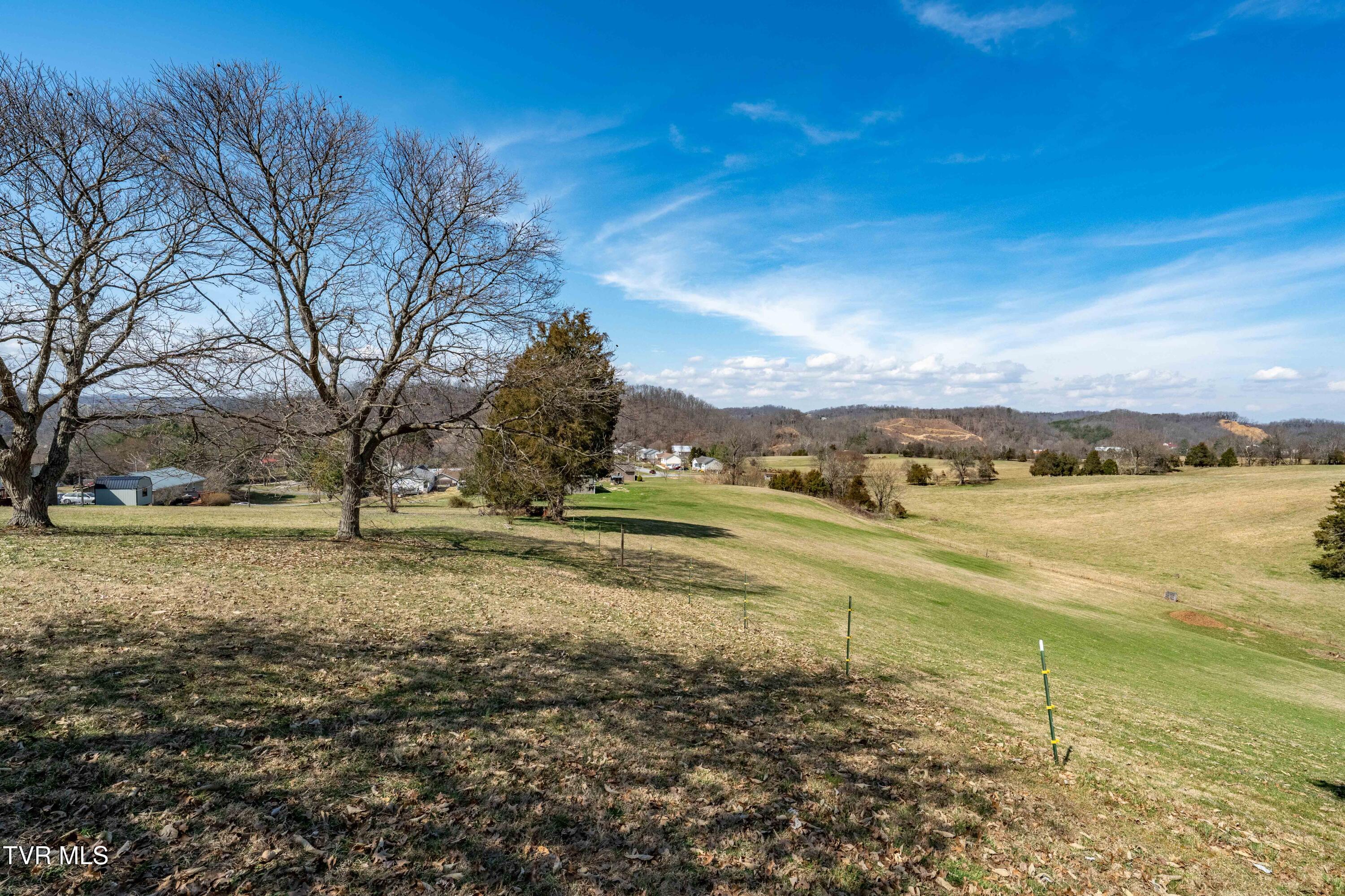 180 Huntland Road Jonesborough, TN 37659 - Photo 17 of 60 180 Huntland Road (35 of 75)