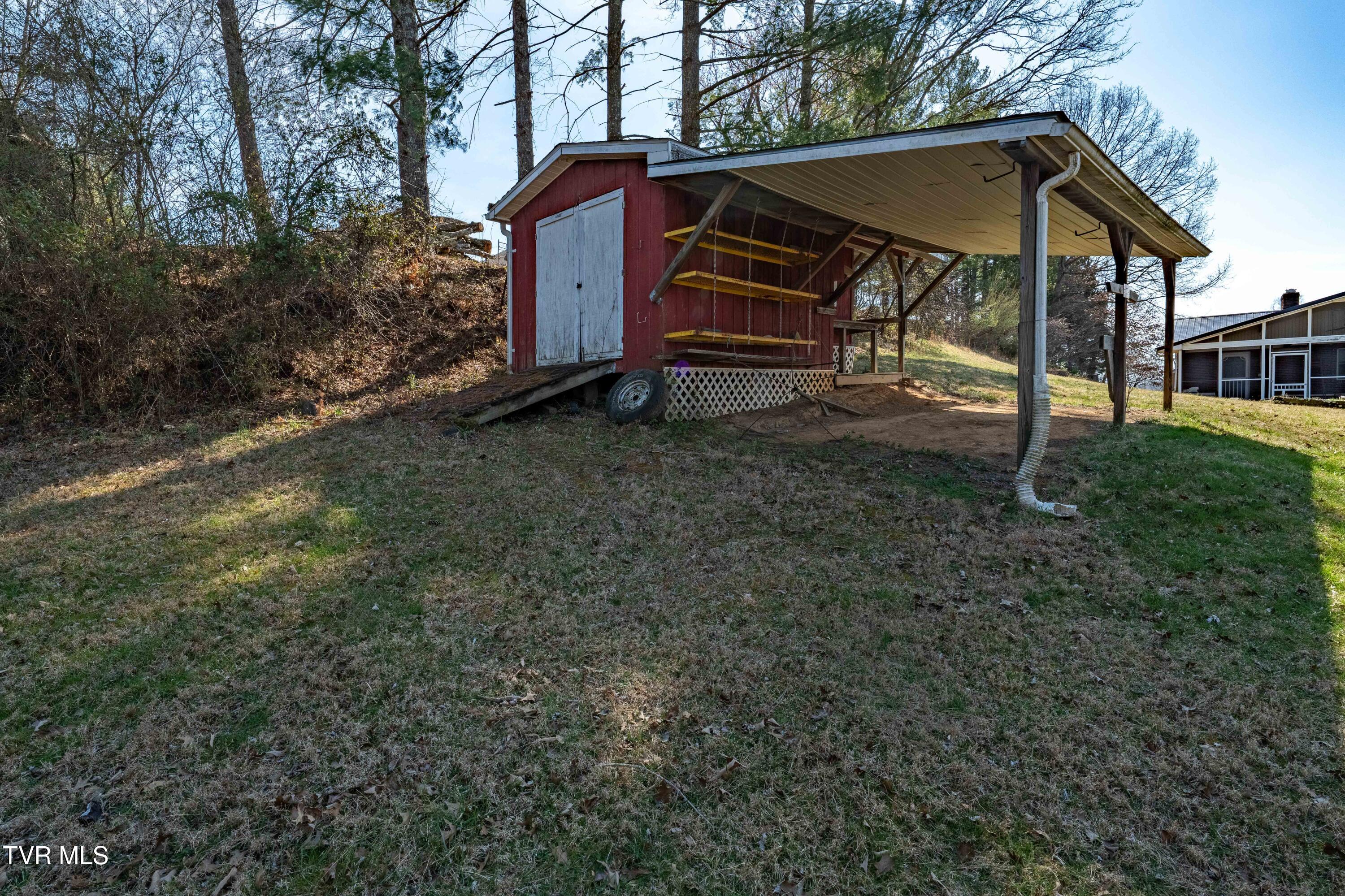 180 Huntland Road Jonesborough, TN 37659 - Photo 21 of 60 180 Huntland Road (39 of 75)