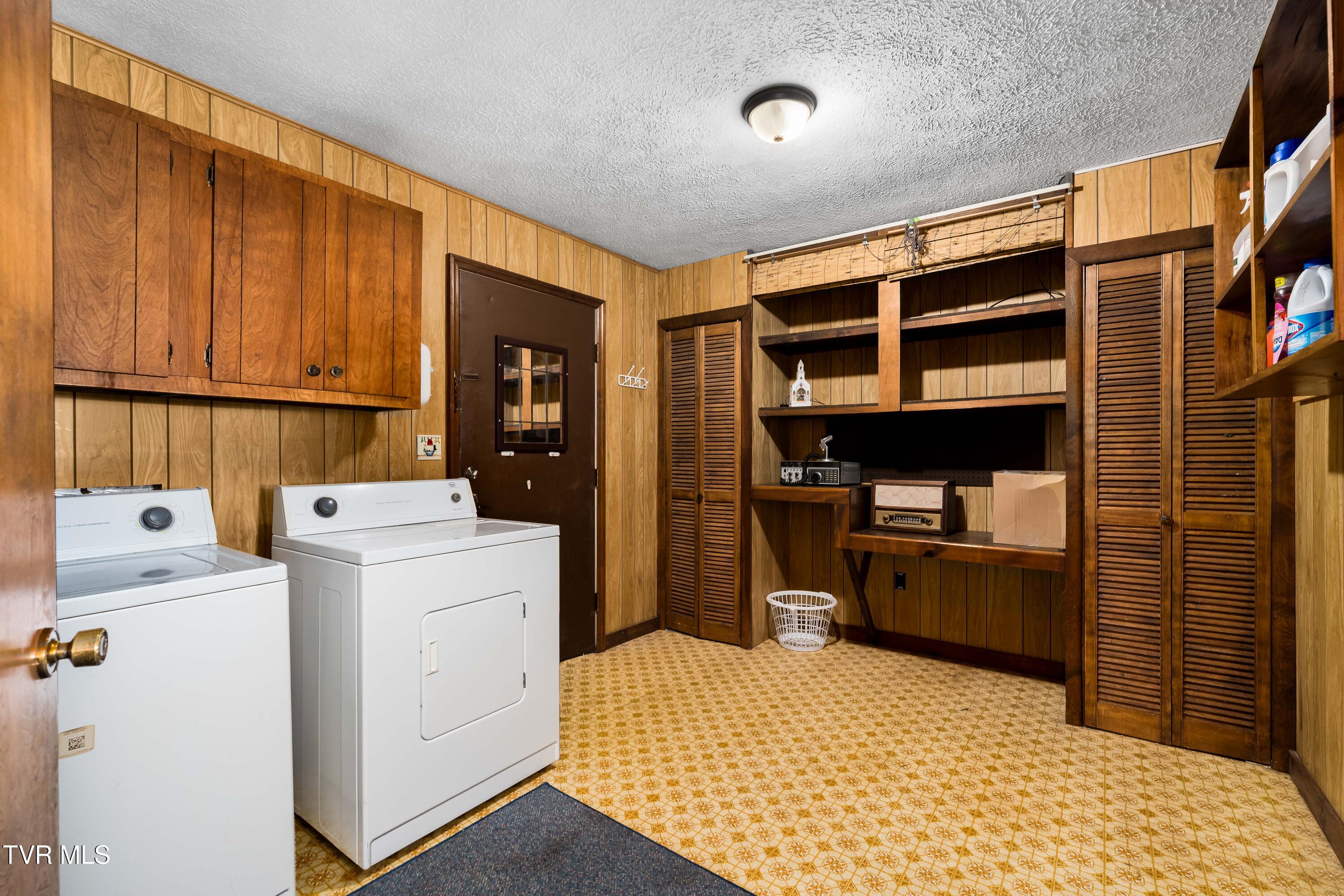 180 Huntland Road Jonesborough, TN 37659 - Photo 35 of 60 180 Huntland Road (54 of 75)