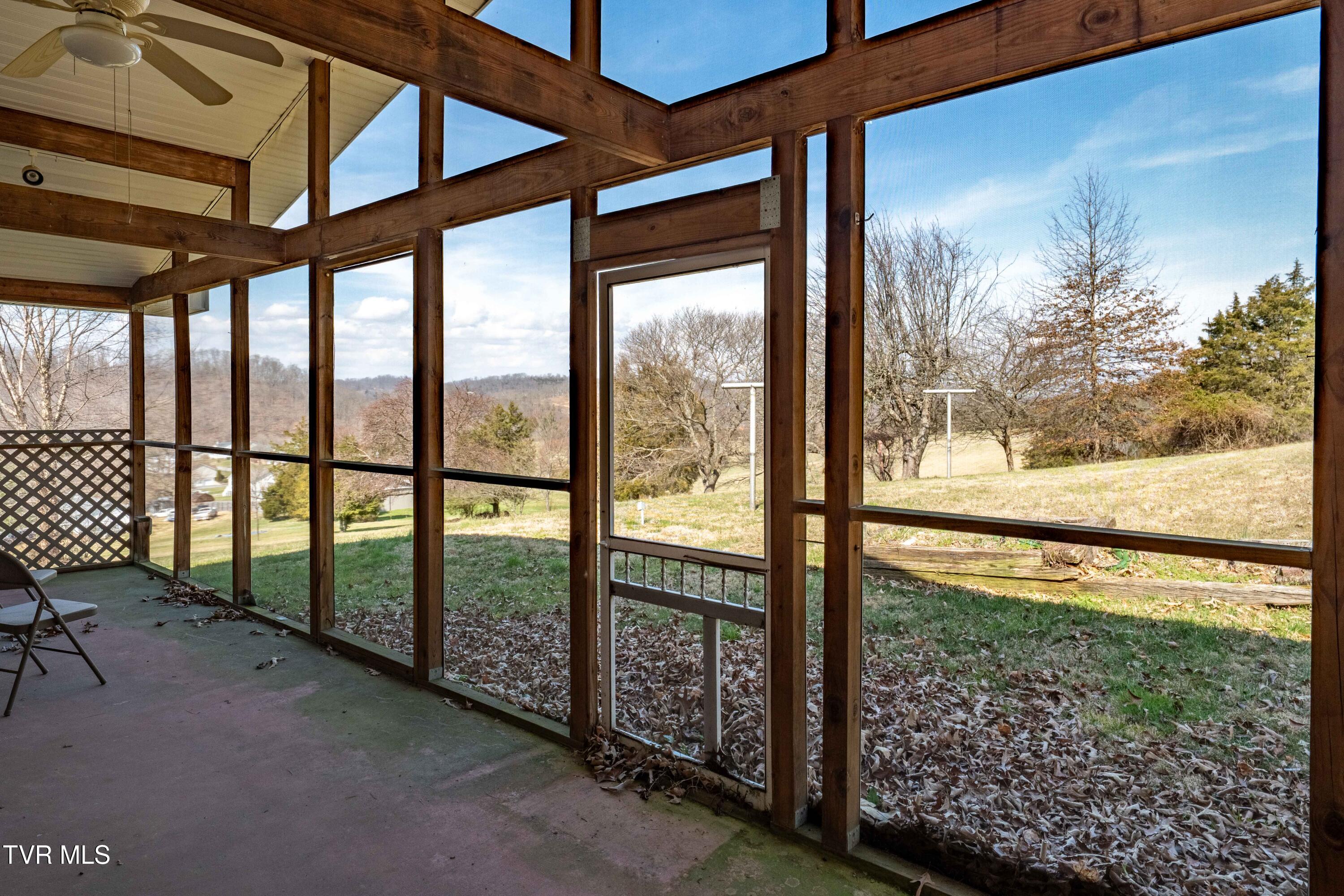 180 Huntland Road Jonesborough, TN 37659 - Photo 37 of 60 180 Huntland Road (26 of 75)