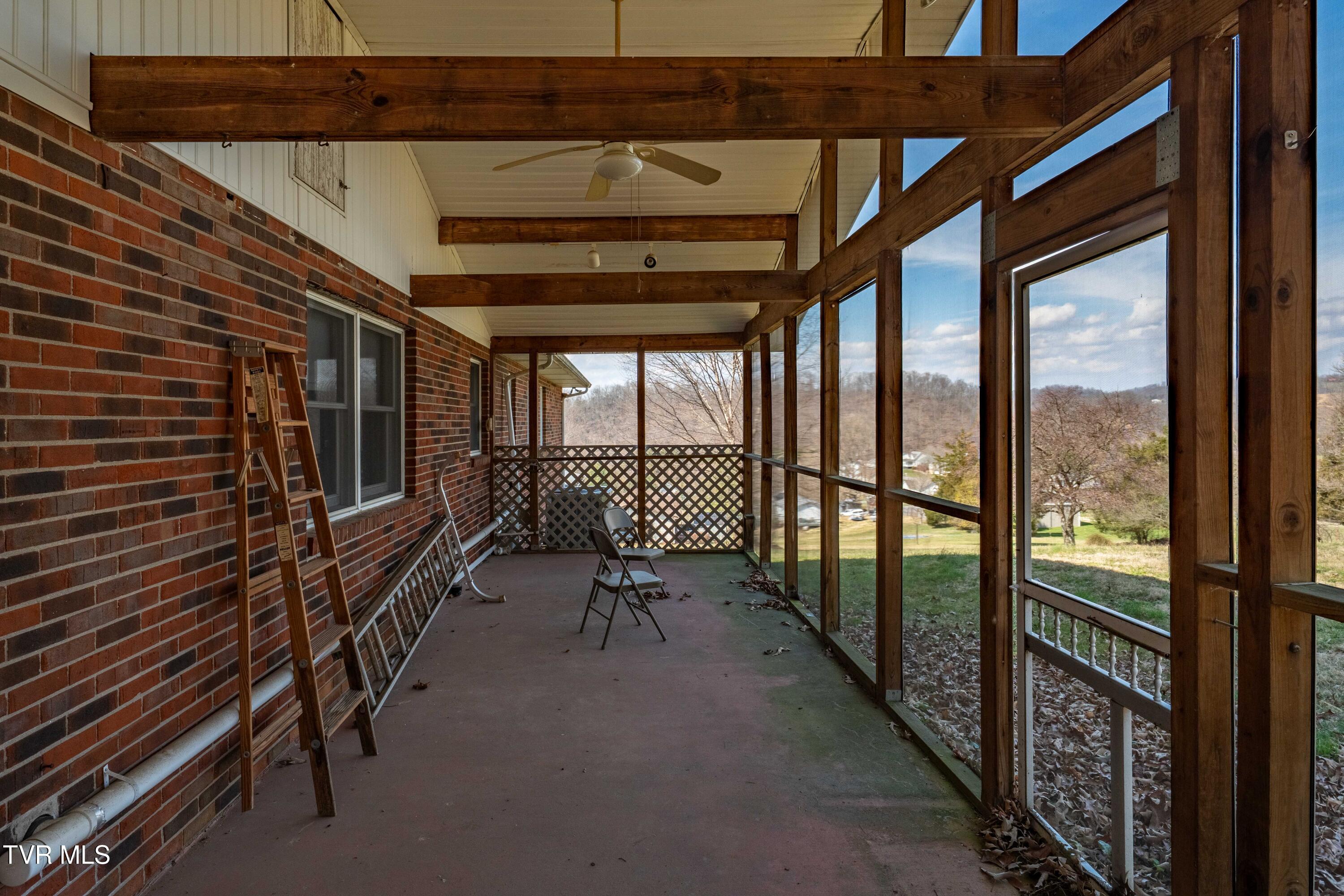 180 Huntland Road Jonesborough, TN 37659 - Photo 38 of 60 180 Huntland Road (25 of 75)