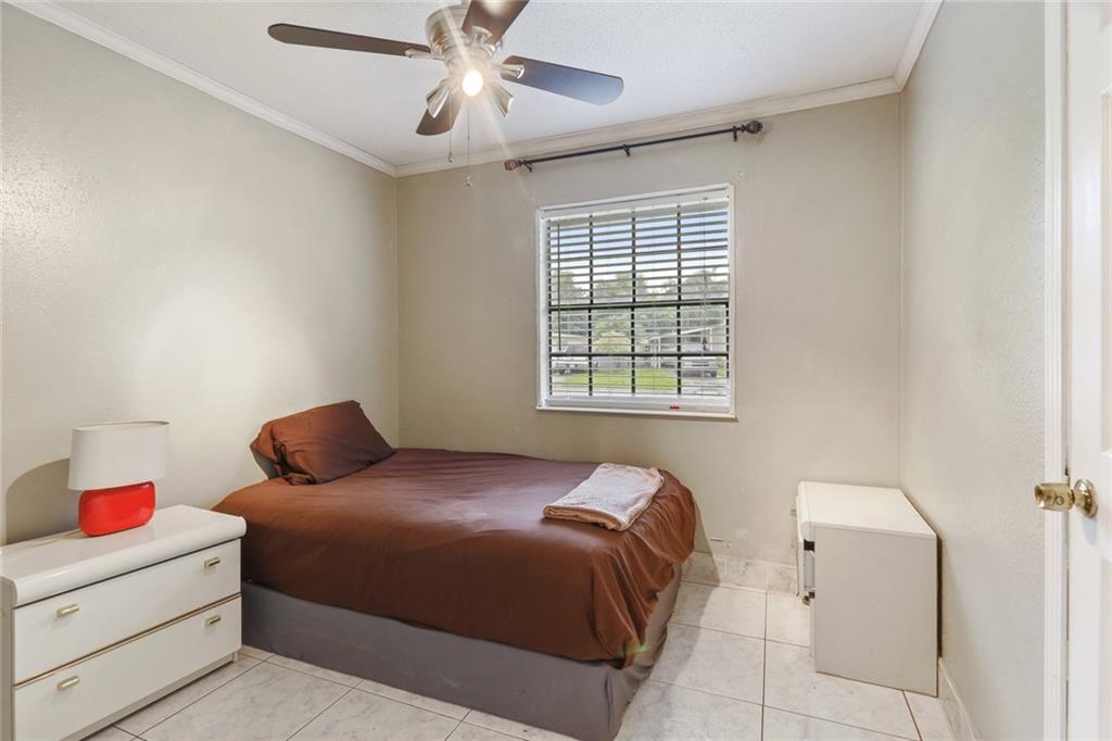 1921 Cooper Road Gretna, LA 70056 - Photo 12 of 15