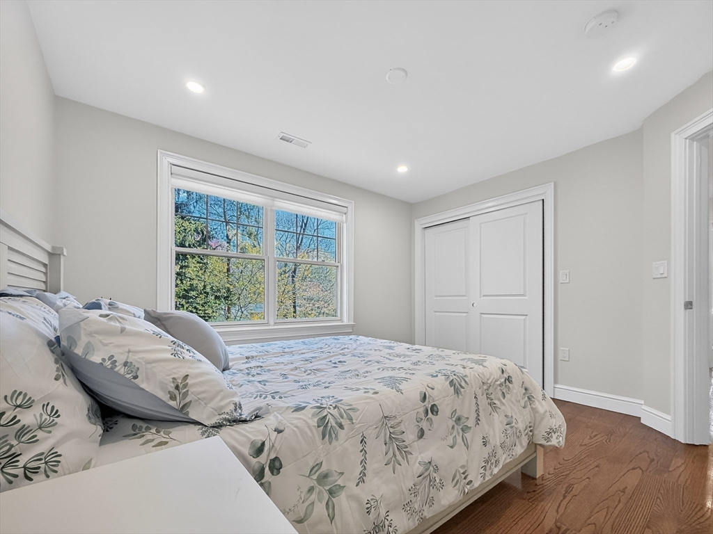 16 Walsh Road Bedford, MA 01730 - Photo 24 of 42