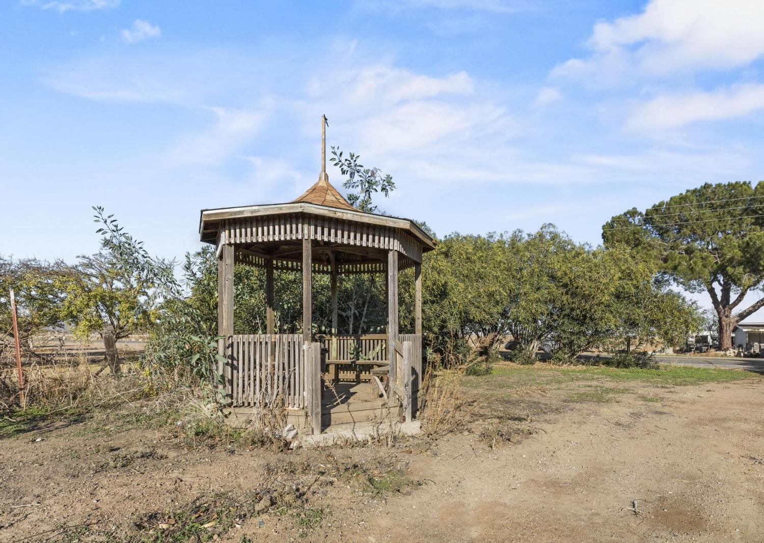 6944 Greenbay Road Arbuckle, CA 95912 - Photo 9 of 18 a view of a house with a yard