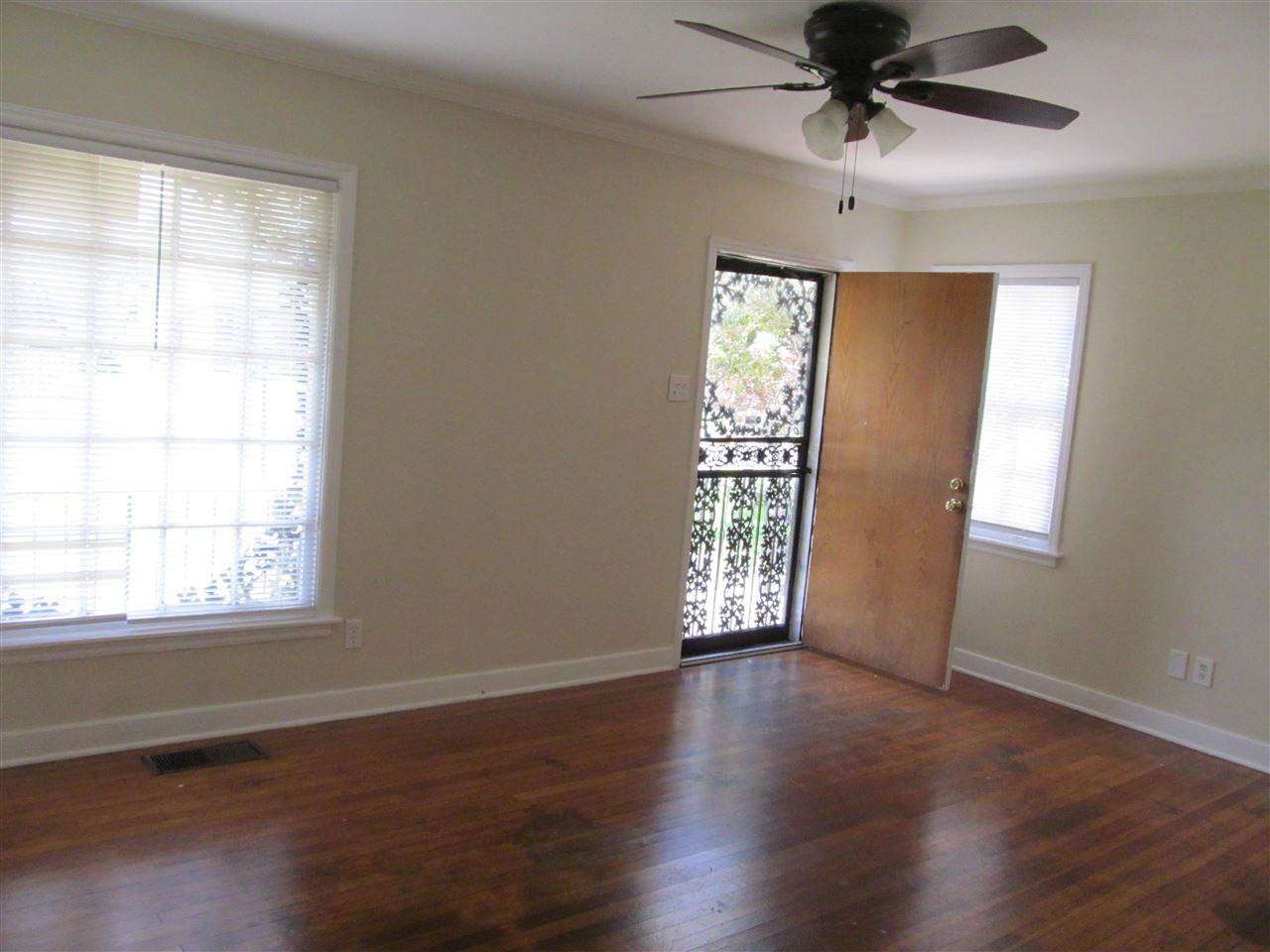 4336 Jamerson Road Memphis, TN 38122 - Photo 2 of 23