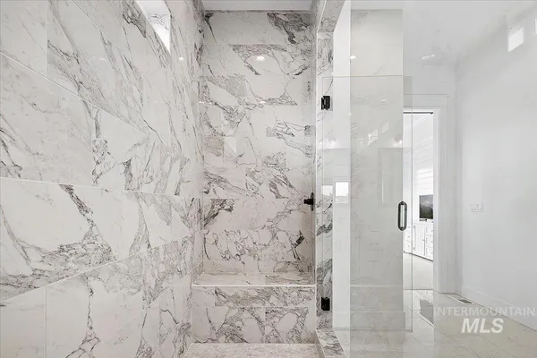 $915,000 | 1381 North Laconia Avenue, Eagle, ID 83616