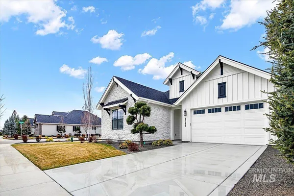 $915,000 | 1381 North Laconia Avenue, Eagle, ID 83616