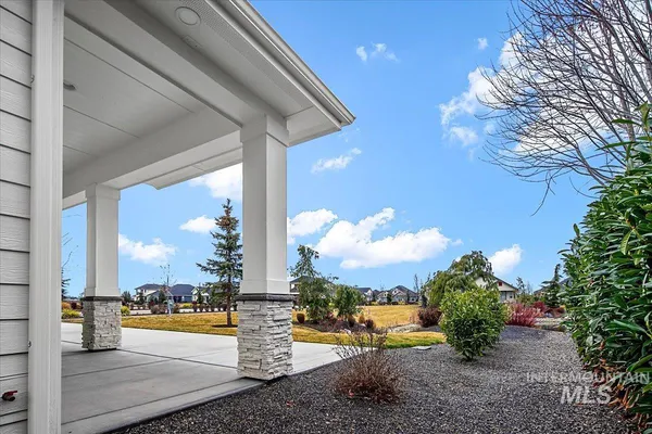 $915,000 | 1381 North Laconia Avenue, Eagle, ID 83616