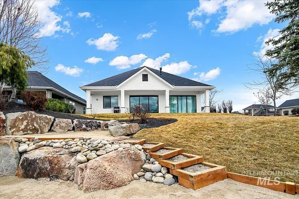 $915,000 | 1381 North Laconia Avenue, Eagle, ID 83616