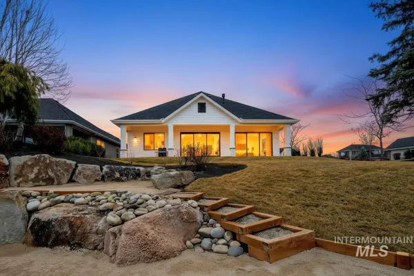 $915,000 | 1381 North Laconia Avenue, Eagle, ID 83616