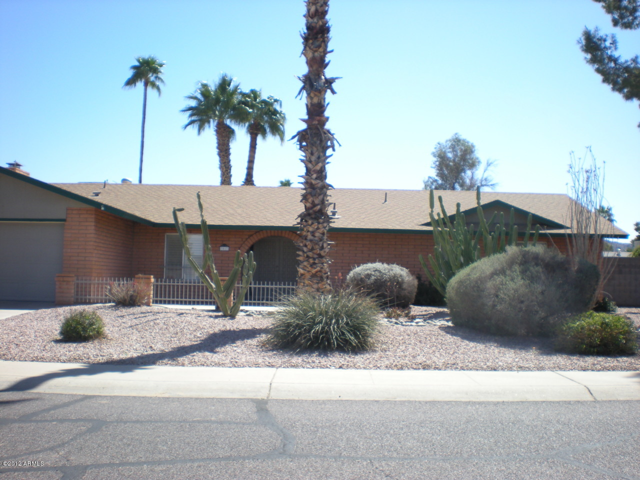 3017 East Cochise Road Phoenix, AZ 85028 - Photo 7 of 19 DSCN1695