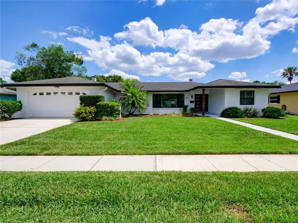 $786,000 | 2940 De Brocy Way, Winter Park, FL 32792