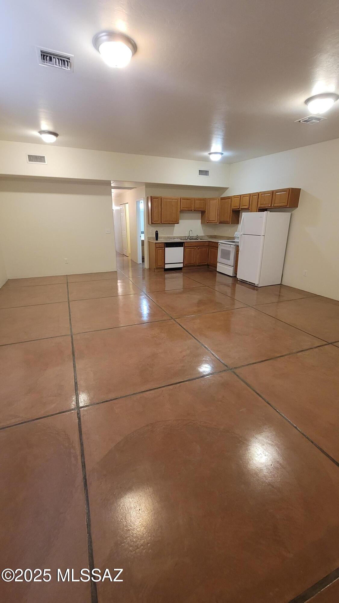 533 West San Xavier Road Tucson, AZ 85713 - Photo 3 of 21